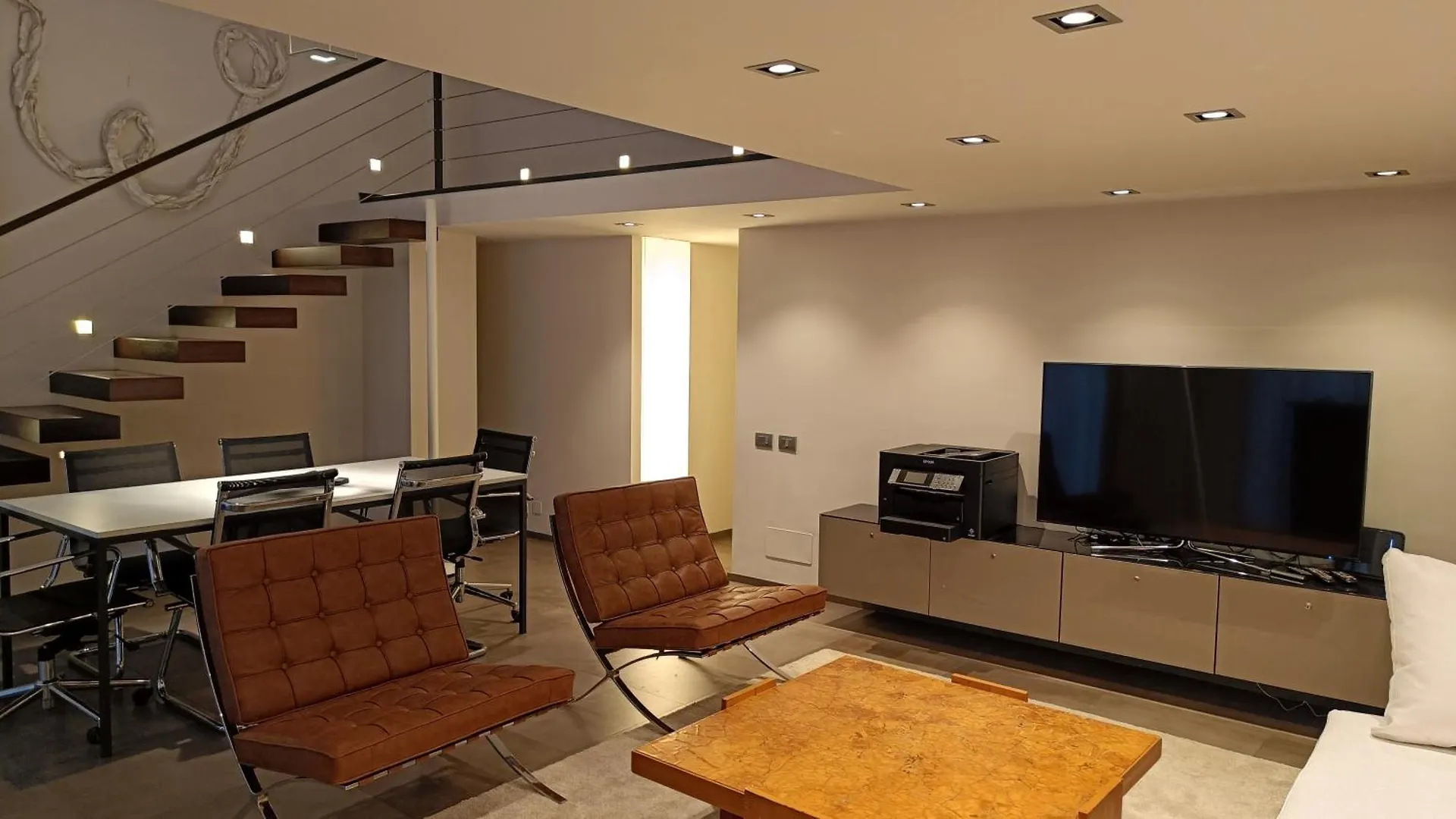 Loft, Appartamento Di Design Centralissimo Milan Italy