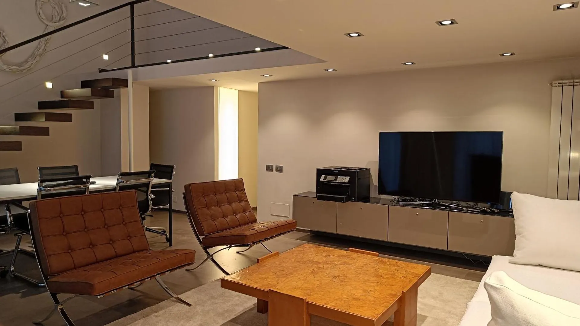 Loft, Appartamento Di Design Centralissimo Milan Apartment